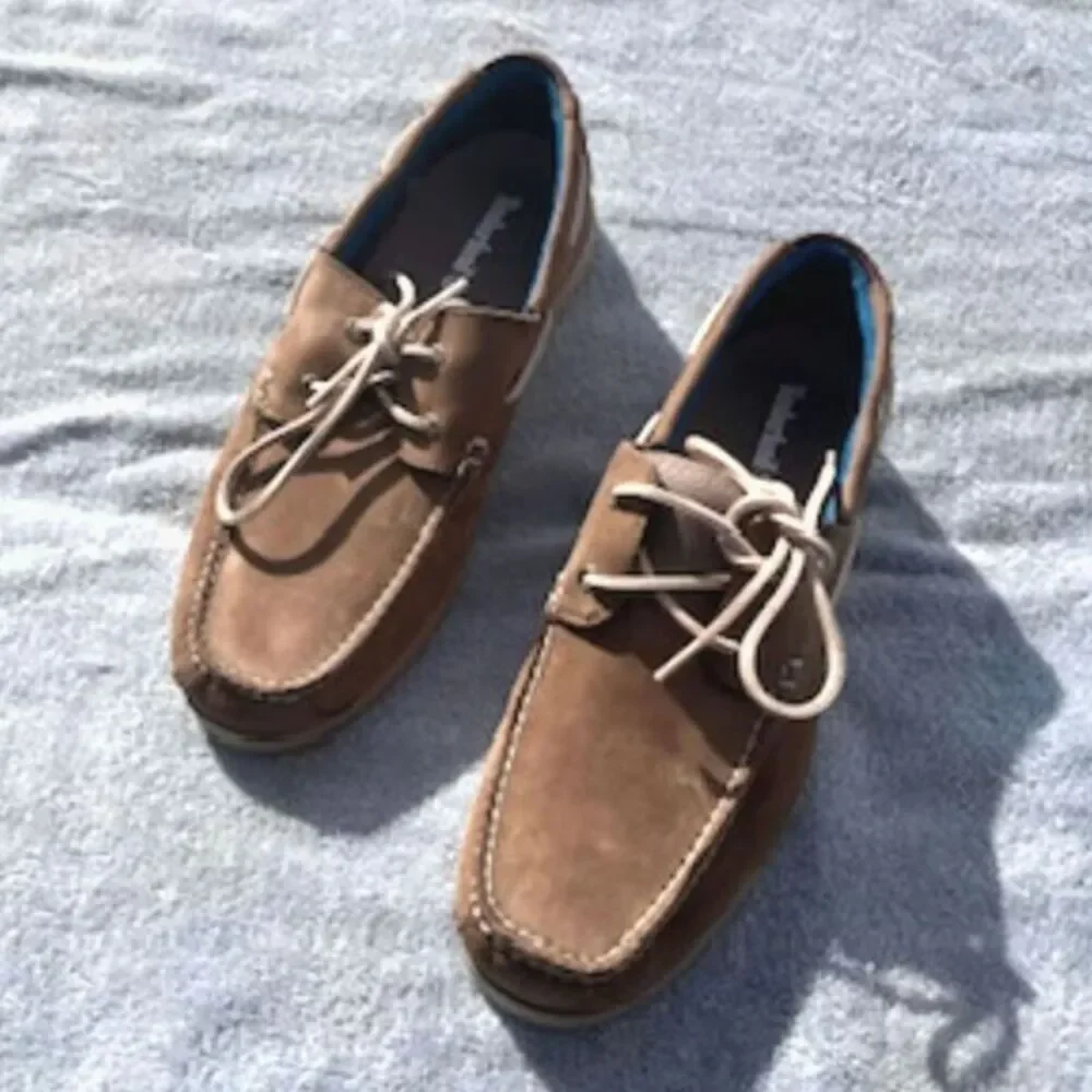 Size: 11M Leather Piper Cove Boat Shoes . Timberland Retail $164.99 . New in Box
